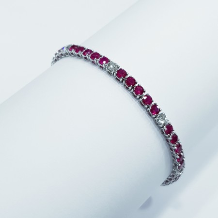 TENNIS bracelet in White Gold 18 kt 7.95 ct total with rubies and natural diamonds