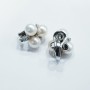 BOUCLES D'OREILLES EN OR 18K avec PERLES D'AKOYA et DIAMANTS