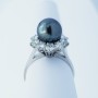 bague en or blanc 18 carats avec perle de Tahiti et diamants naturels