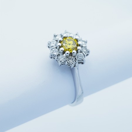 Gold ring with Natural Diamonds in White and Yellow 2.00 ct Total