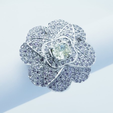Anello in Oro 18kt con Diamanti Certificati - Modello (FLOR)
