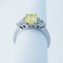 18kt Gold Ring with Certified Diamonds - Model (flash)