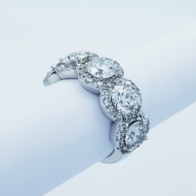 Bague Veretta en Or 18kt avec Diamants Certifiés 3.48 ct Total-Modèle (Lunar)