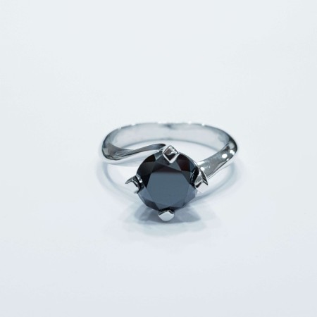 BAGUE SOLIDE avec DIAMANT Carats 1.45 Pureté VS Couleur NOIR