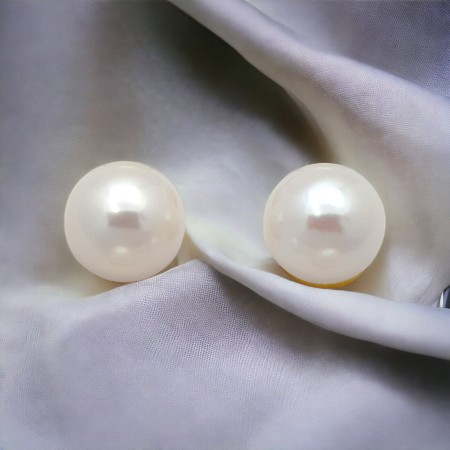 PAIR OF SELECTED AKOYA PEARLS 4 to 13 mm AAA EXTRA QUALITY