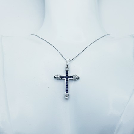 18 KT WHITE GOLD CROSS PENDANT with CERTIFIED ZAFFIRIES and DIAMONDS - Model (Navy)
