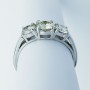 Trilogy Ring in 18kt Gold with 1.30ct Total Certified Diamonds - Model (Divergent)