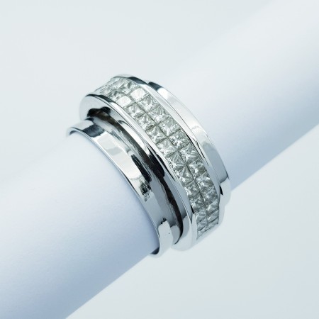 Anello in Oro 18kt con Diamanti Certificati - Modello (Asgard)