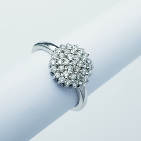 18kt WHITE GOLD RING with DIAMONDS 0.65 ct Total - Model (MAGIC)