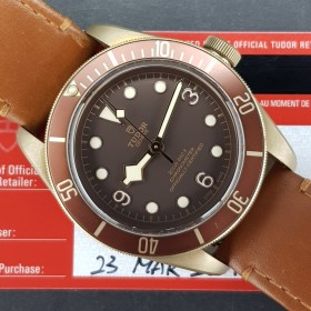 Tudor Black Bay Bronze Heritage Black Bay 79250BM 43mm With Card Good condition Bronze X214