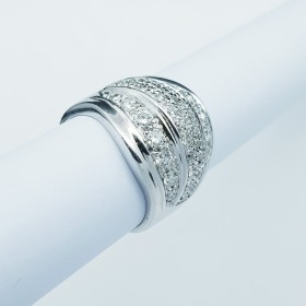 Anello in Oro 18 kt con Diamanti Certificati - Modello (Amo)