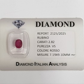 RUBY OVAL CUT 2.82 ct dans BLISTER CERTIFIED