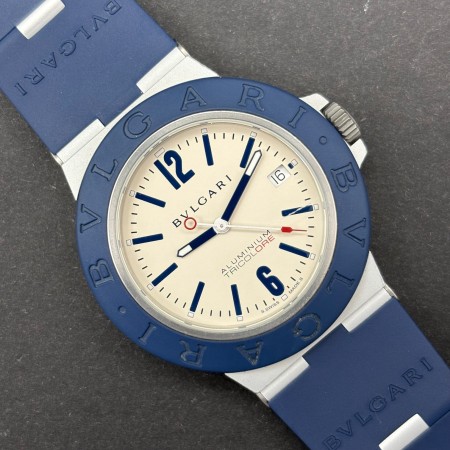 Bulgari Bulgari présente la montre Tricolore 40mm BB40AT 103514 Bon état Aluminium Clogen267