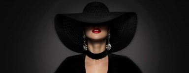 VINTAGE JEWELLERY